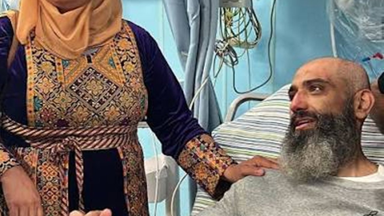 Siyonist işgal yetkilileri, 22 yıl esir kaldıktan sonra Hasan Arar'ı serbest bıraktı.