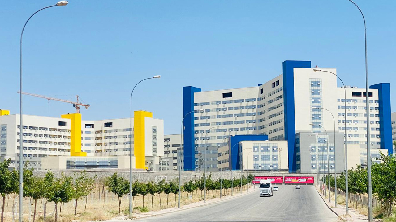 Şanlıurfa Şehir Hastanesi'nde başhekim belli oldu