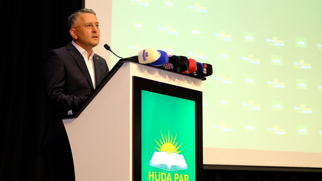 HÜDA PAR Van İl Başkanı Rasim Sayğın güven tazeledi