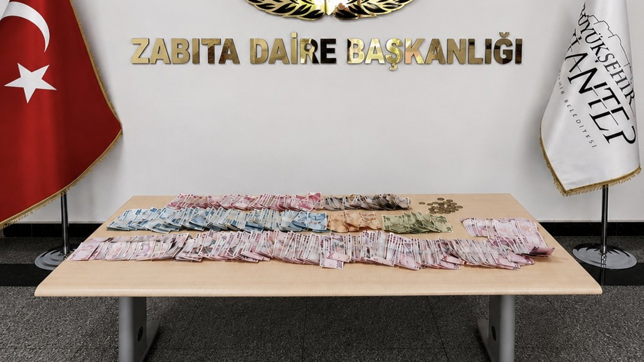 Gaziantep'te dilencilik yapan şahsın üzerinden 64 bin TL çıktı