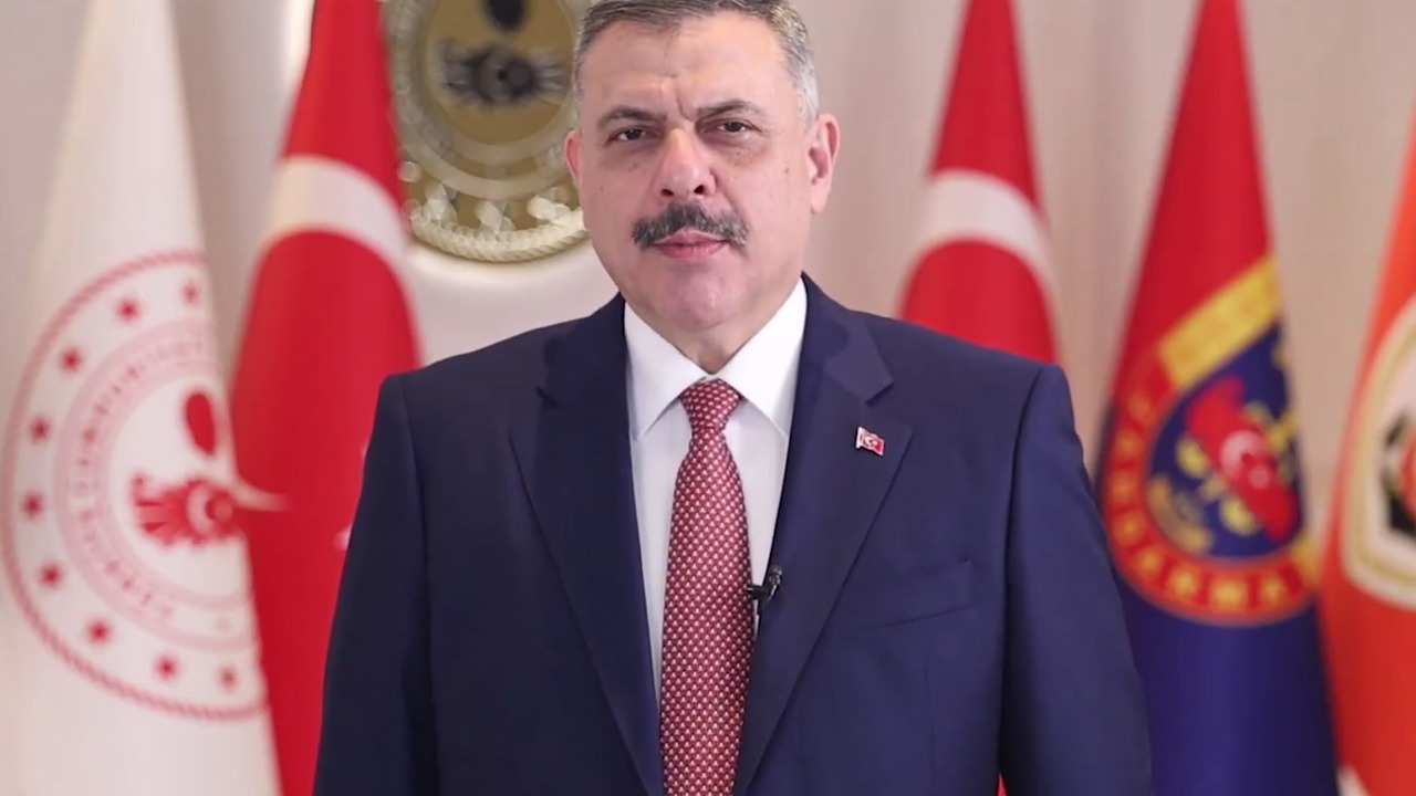 Bakan Çiftçi: Diyarbakır’daki posterleri asan 4 şüpheli yakalandı