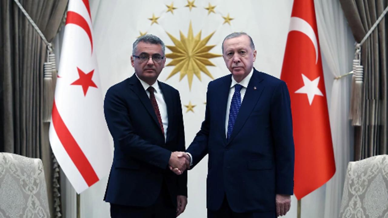 Cumhurbaşkanı Erdoğan, KKTC Cumhurbaşkanı Erhürman ve KKTC Başbakanı Üstel ile görüştü