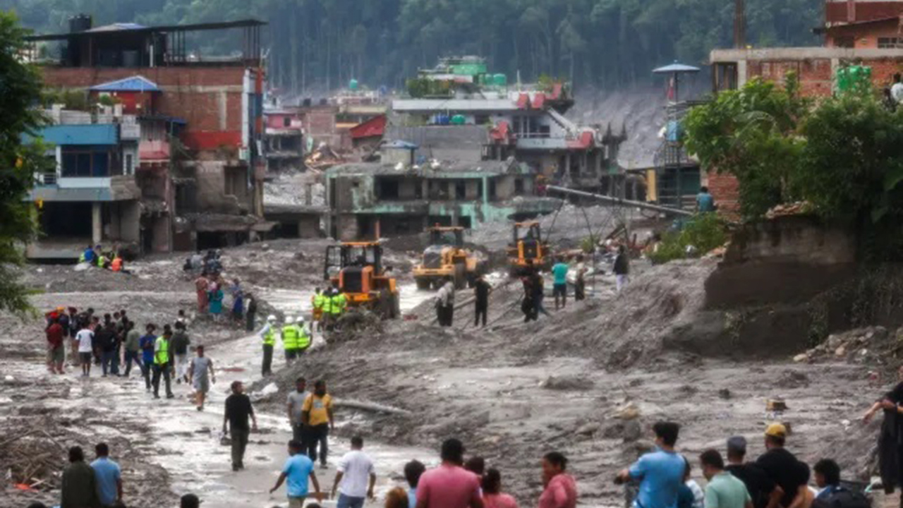 Nepal'deki selde ölü sayısı 794'e yükseldi