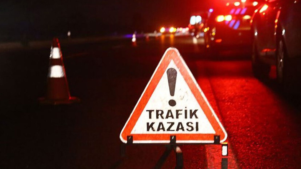 Bursa'da iki otomobil çarpıştı: 7 kişi yaralandı
