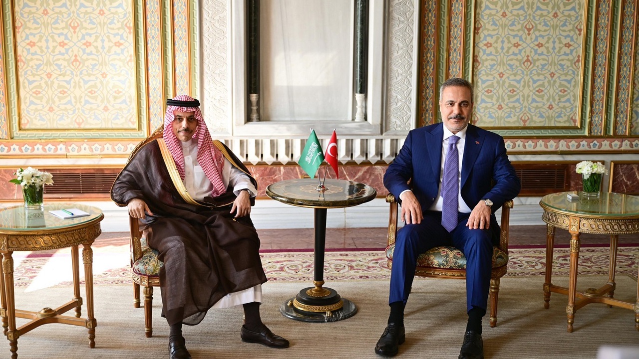Bakan Fidan, Suudi mevkidaşı Ferhan ile görüştü