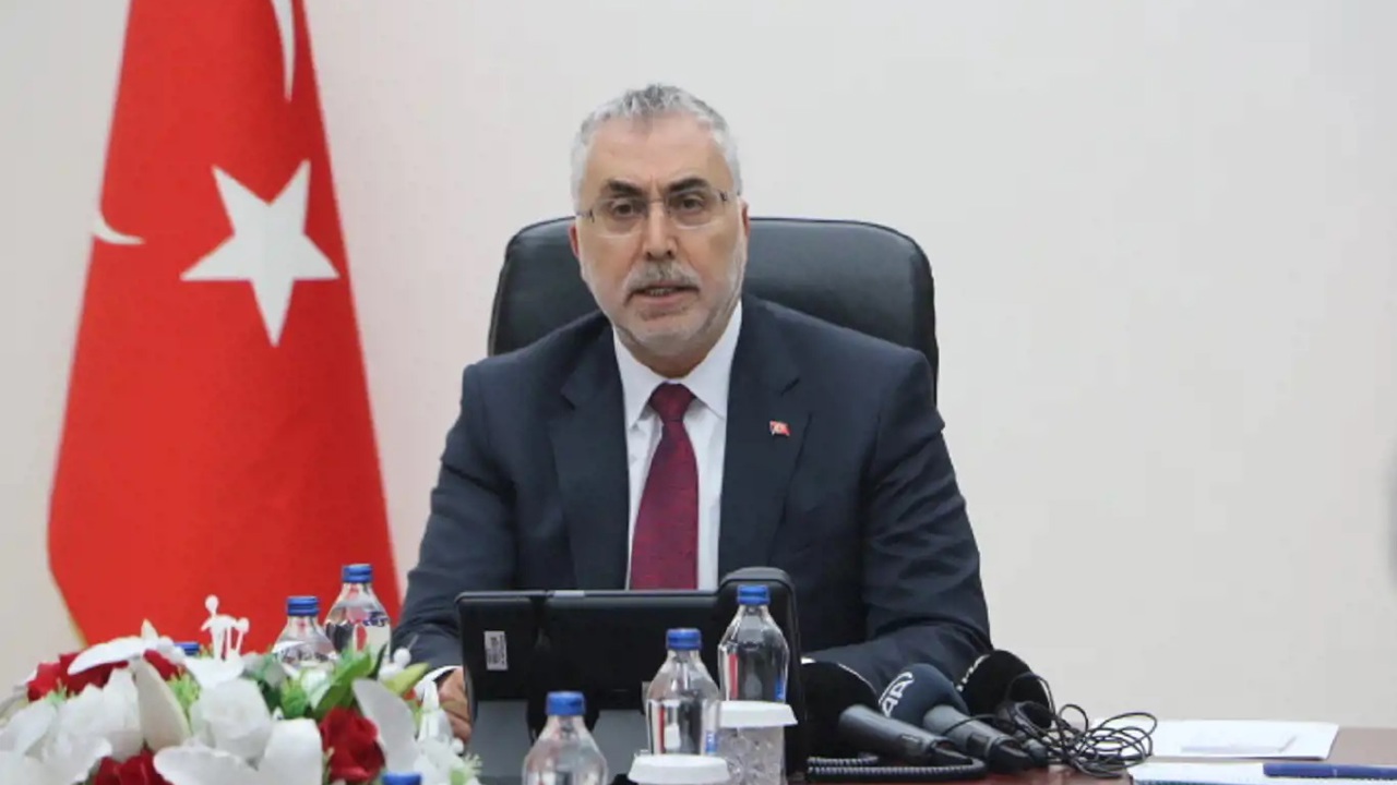 Bakan Işıkhan: İşsizlik oranı yüzde 8,1'e yükselmesine rağmen tek haneli seviyesini korudu
