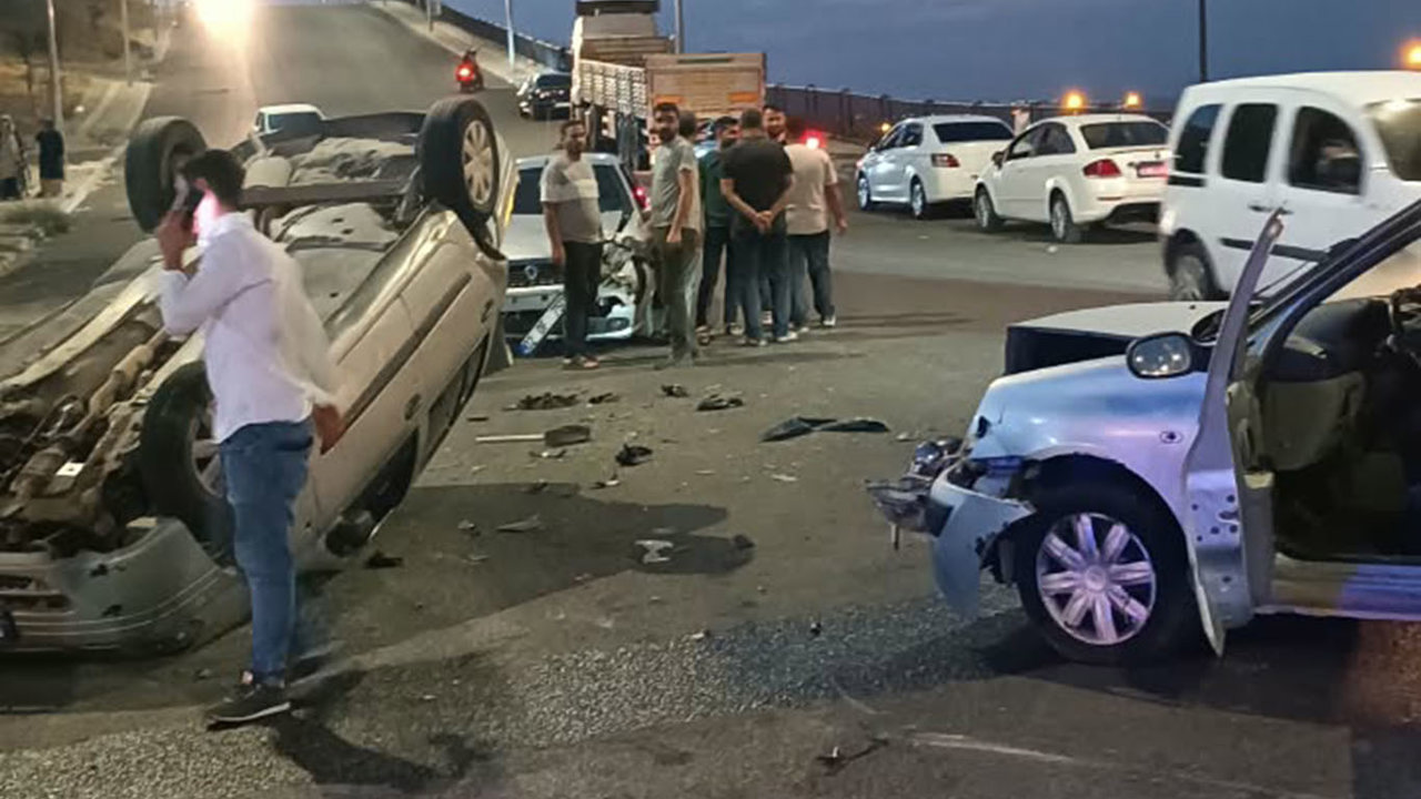 Şanlıurfa'da zincirleme trafik kazasında 3 yaralı