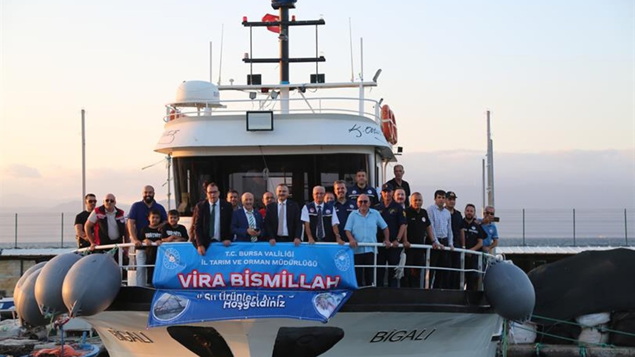 Bursa’da yeni balık sezonu “vira bismillah” ile başladı