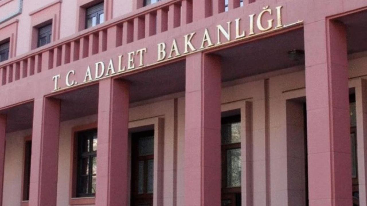 İzmir'de uzun süren davalar için yeni dönem: Alo Adalet 135 hizmette