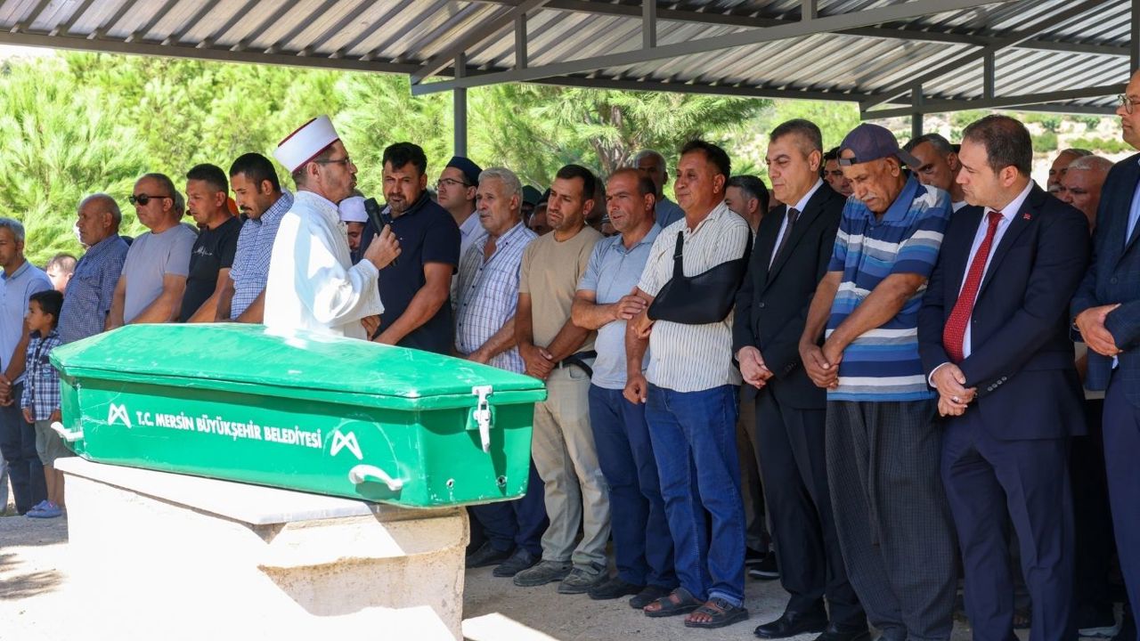 Mersinli Hüseyin Özdemir toprağa verildi