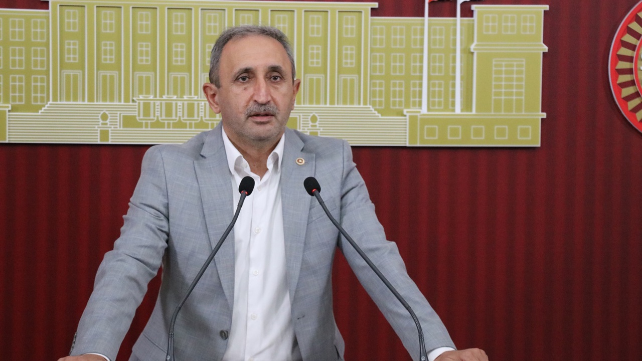 HÜDA PAR Milletvekili Demir: Mehir hakkı güvenceye alınmalı, süresiz nafaka sona ermeli