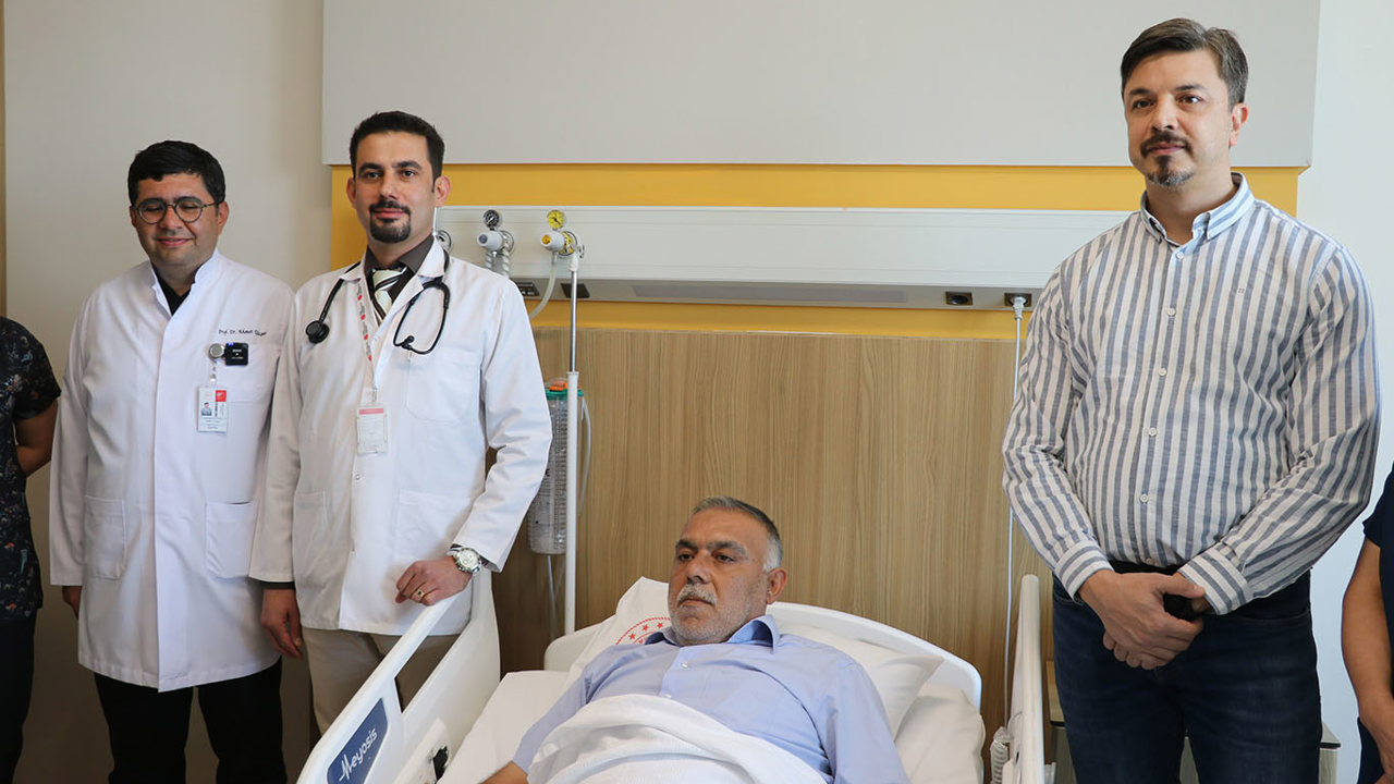 Gaziantep'te kalpteki delik açık ameliyata gerek kalmadan kapatıldı