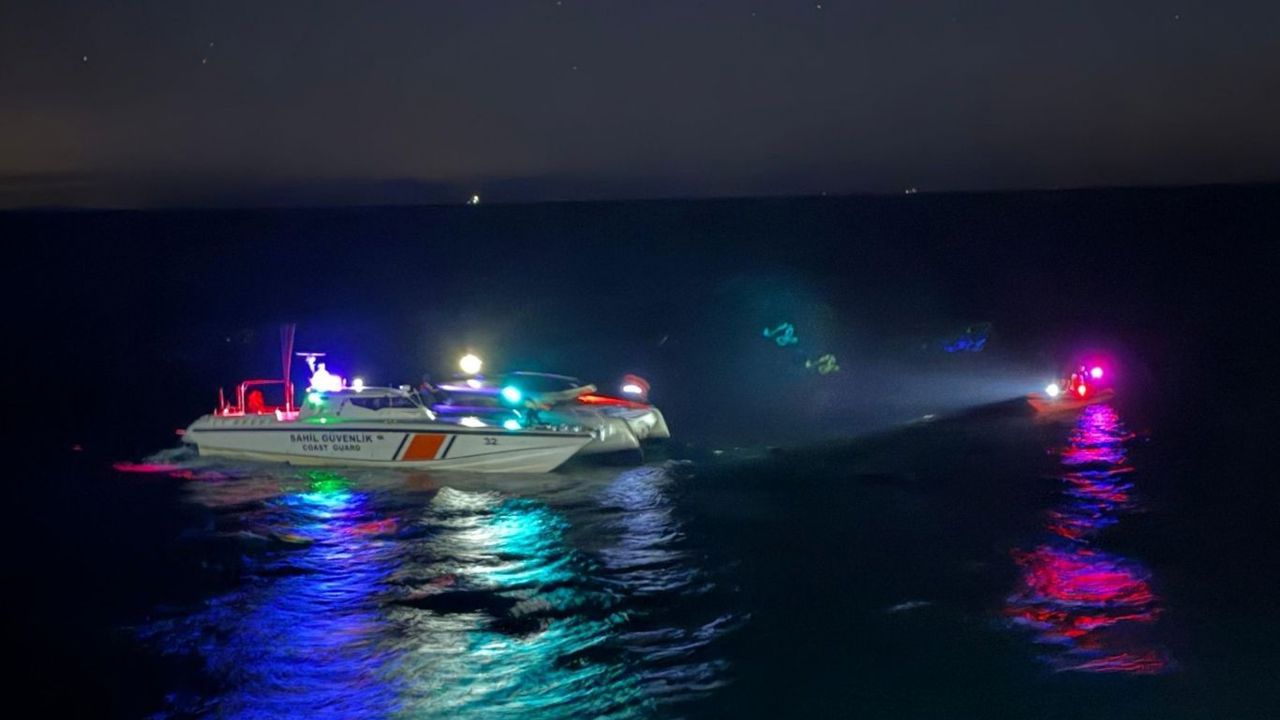 Tekirdağ'da motor yatta yangın: 2 kişi kurtarıldı