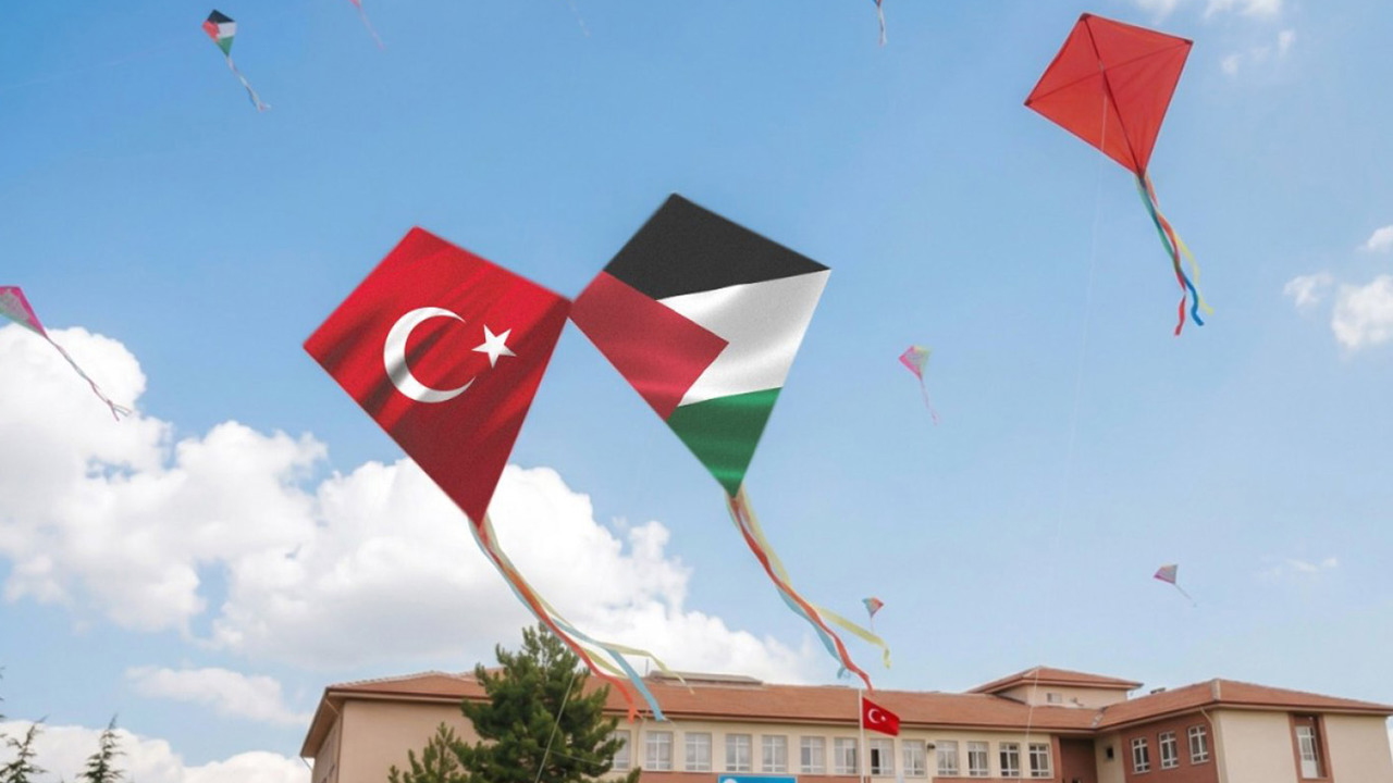 Uçurtmalar Gazzeli çocuklar için gökyüzüne yükselecek