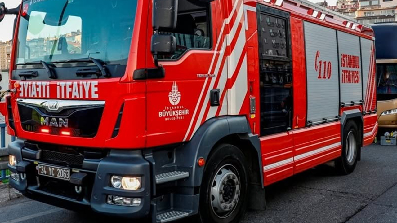 Bakırköy'de otel yangını: 12 kişi yaralandı