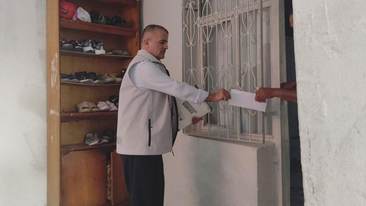 Umut Kervanından Tarsus'ta ihtiyaç sahiplerine nakdi yardım