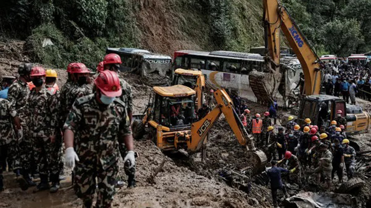 Nepal’deki sel felaketinde 1342 kişi hayatını kaybetti