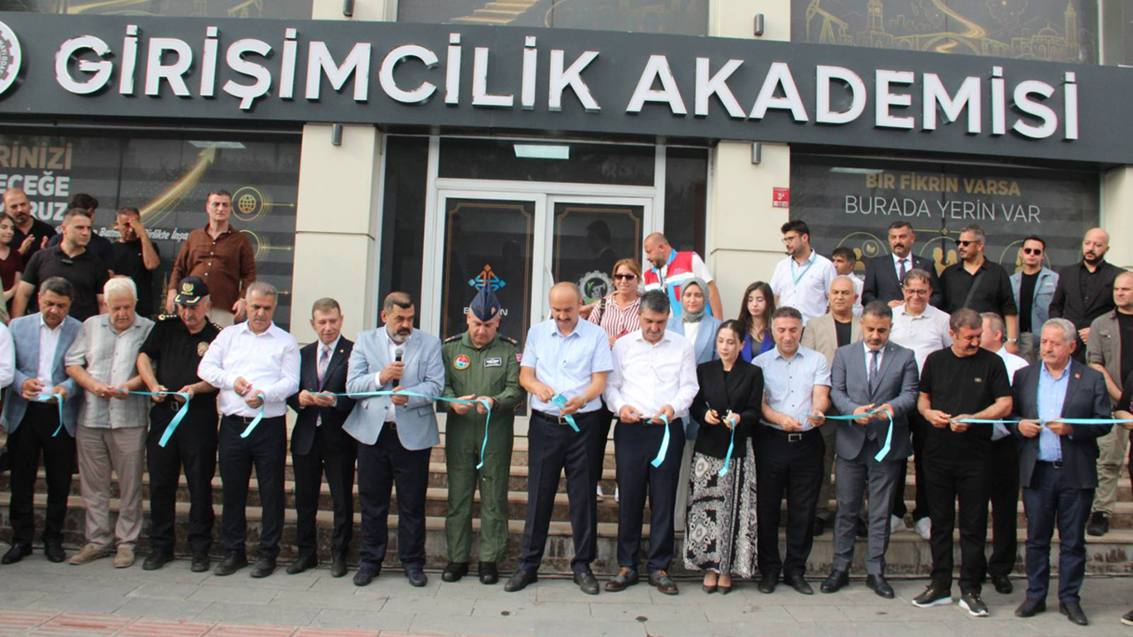Batman’da girişimcilik akademisi hizmete açıldı
