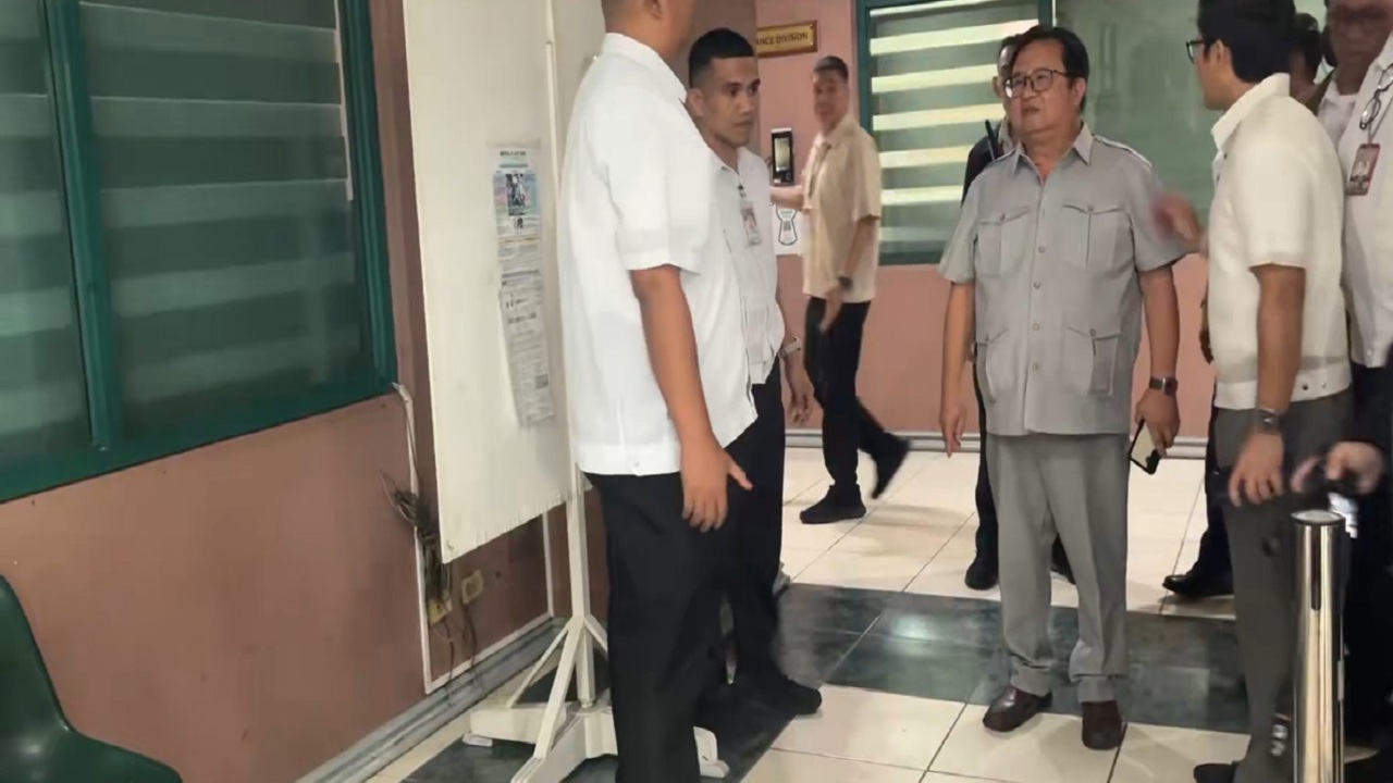 Filipinler'de eski Meclis Başkanı Romualdez'e  milyonlarca dolarlık yolsuzluk suçlaması