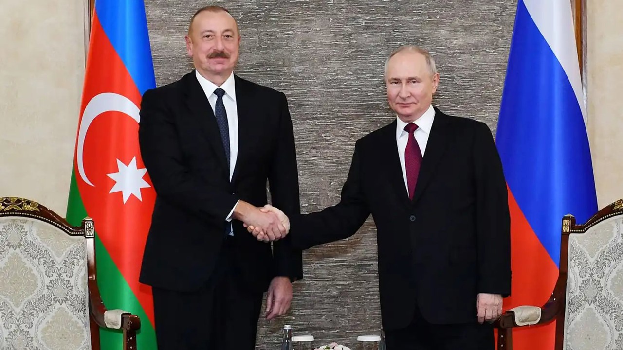 Aliyev ve Putin, ikili işbirliğinin geliştirilmesini görüştü