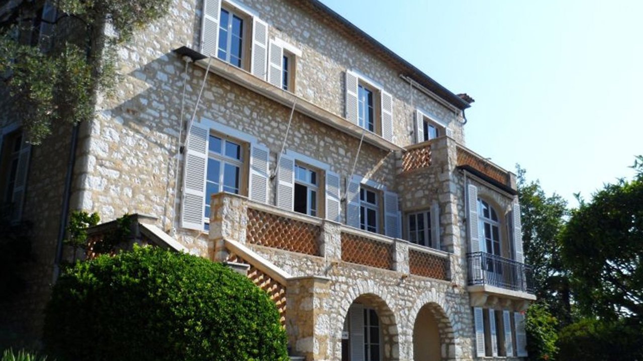 Fransa'da bir müzede sanat eserleri çalındı