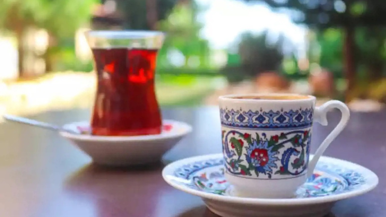 Çay ve kahve tüketiminin kemik sağlığına etkisi var mı?