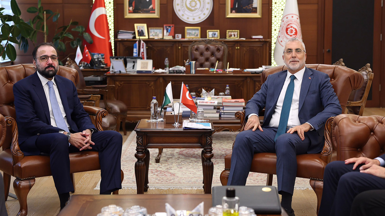 Türkiye ve Pakistan arasında iş birliği görüşüldü