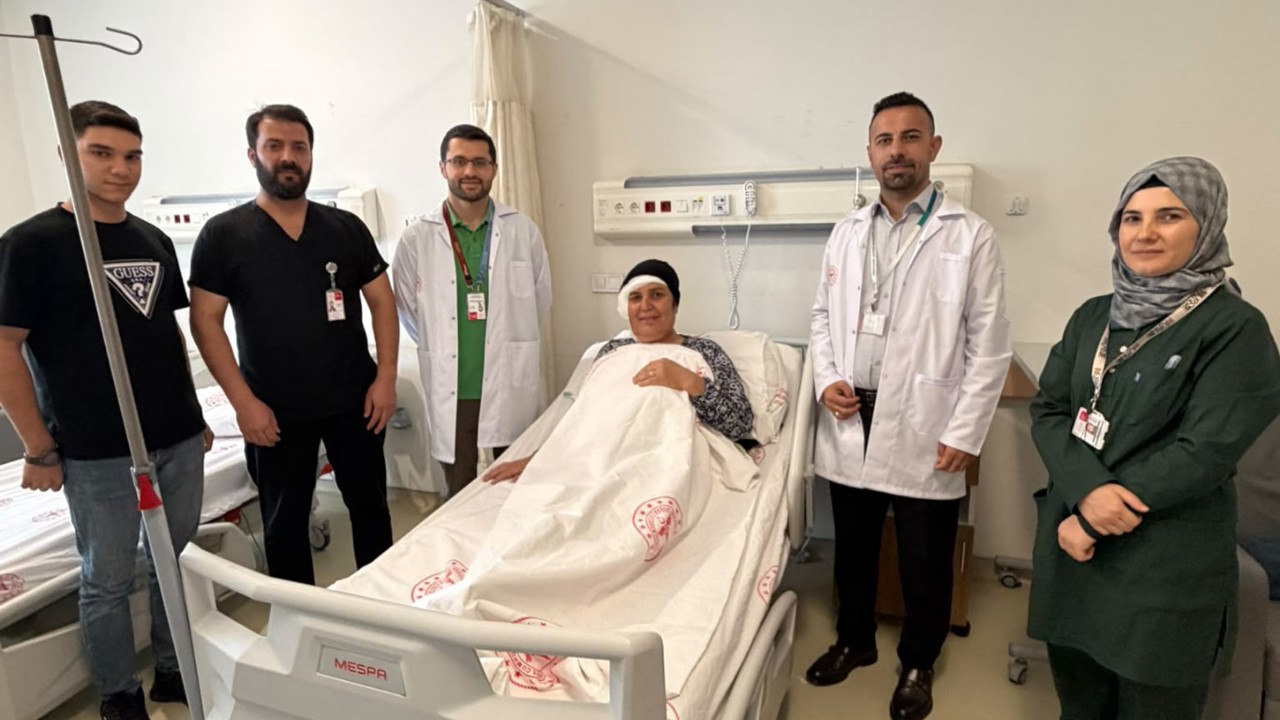 Mardin’de parotis bezinde tespit edilen kitle başarılı operasyonla çıkarıldı