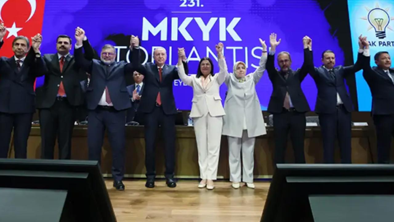 4 belediye başkanı AK Parti'ye katıldı