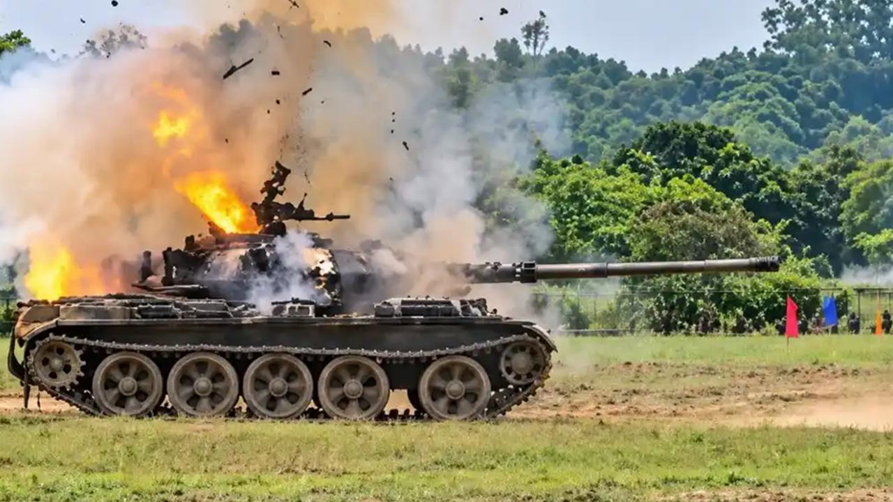 Bangladeş'te tatbikatta tank infilak etti: 2 asker öldü, 1 yüzbaşı ağır yaralı