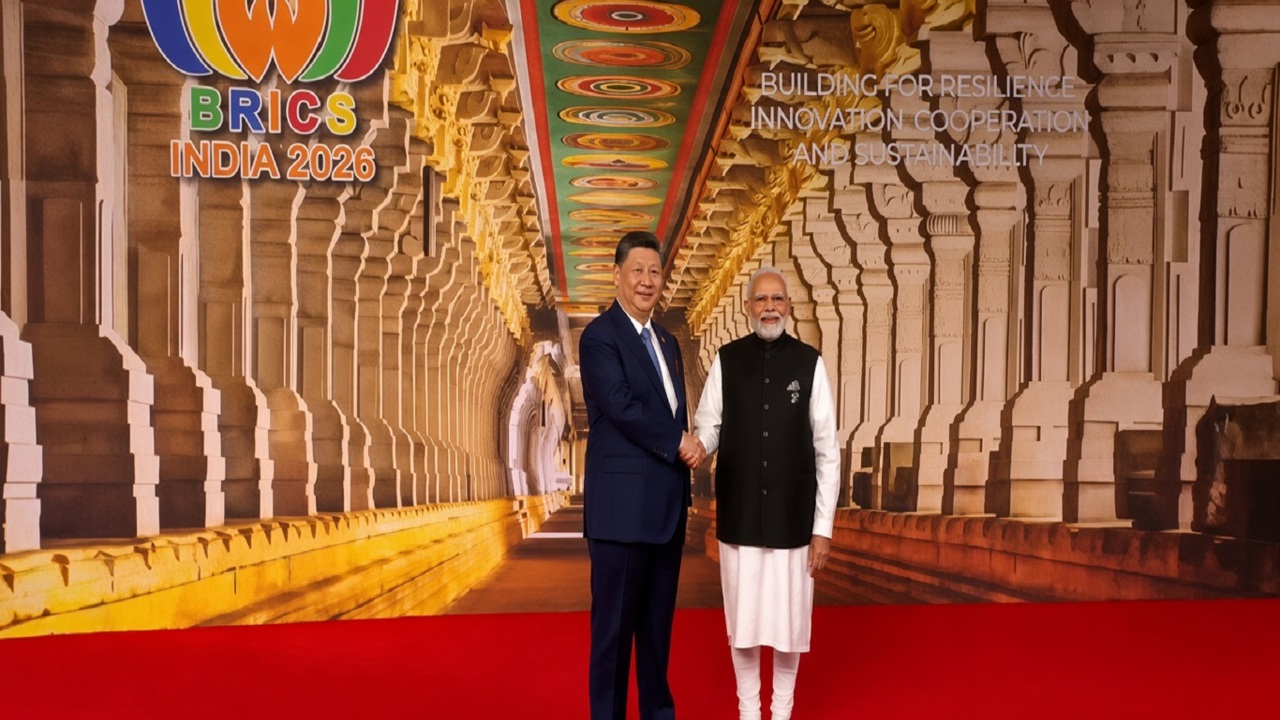 Çin Devlet Başkanı Xi Jinping, BRICS Zirvesi için Hindistan'a geldi