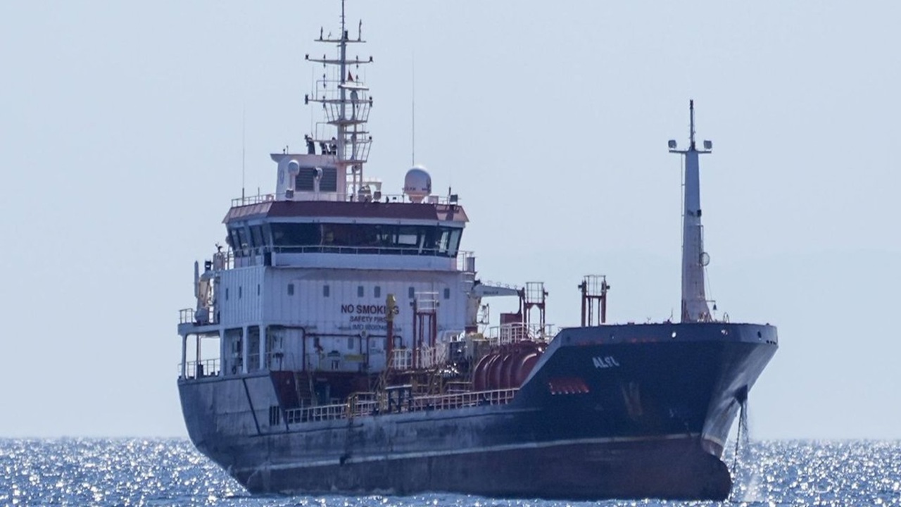 Silivri’de batan geminin kayıp mürettebatı için aramalar 11'inci gününde sürüyor