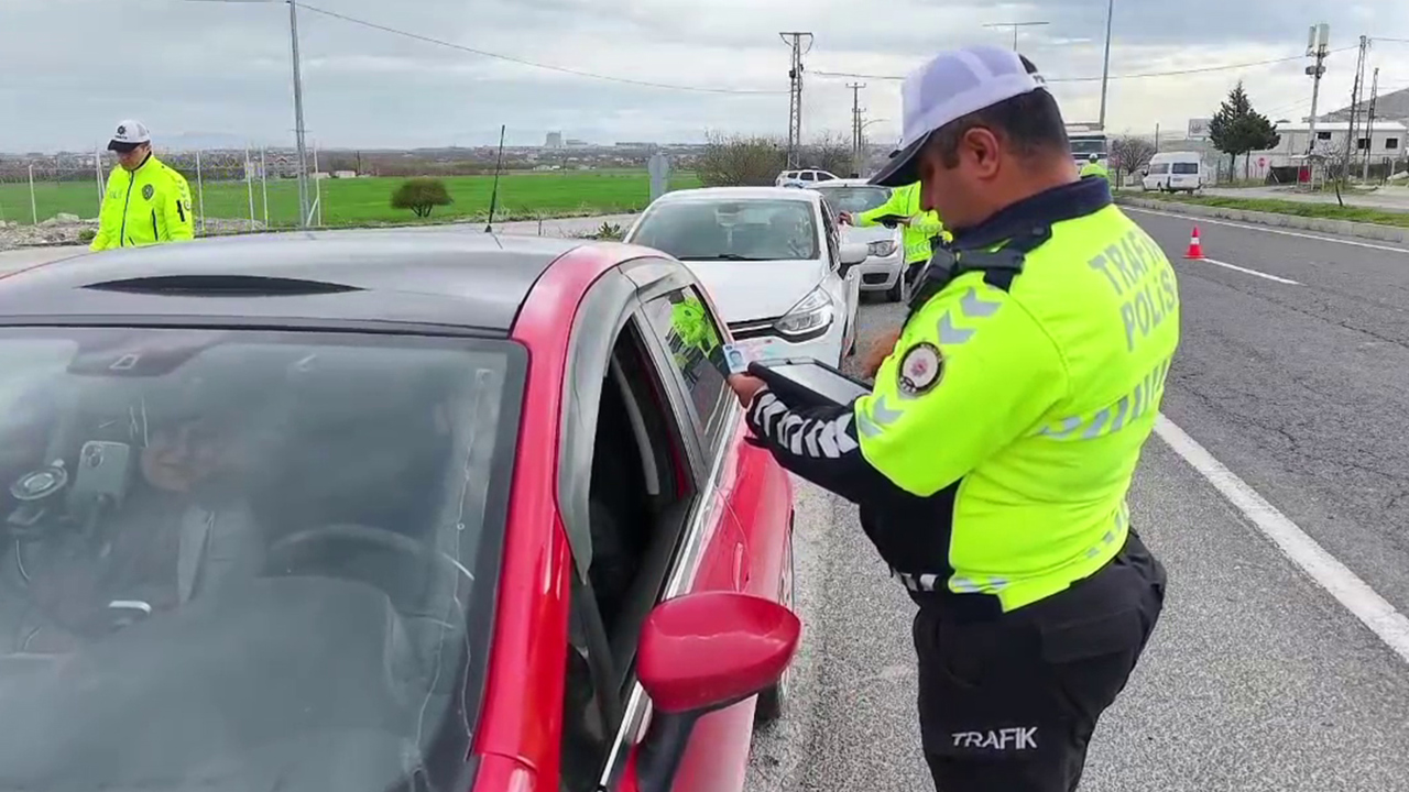Malatya'da çeşitli suçlardan aranan 24 şahıs yakalandı