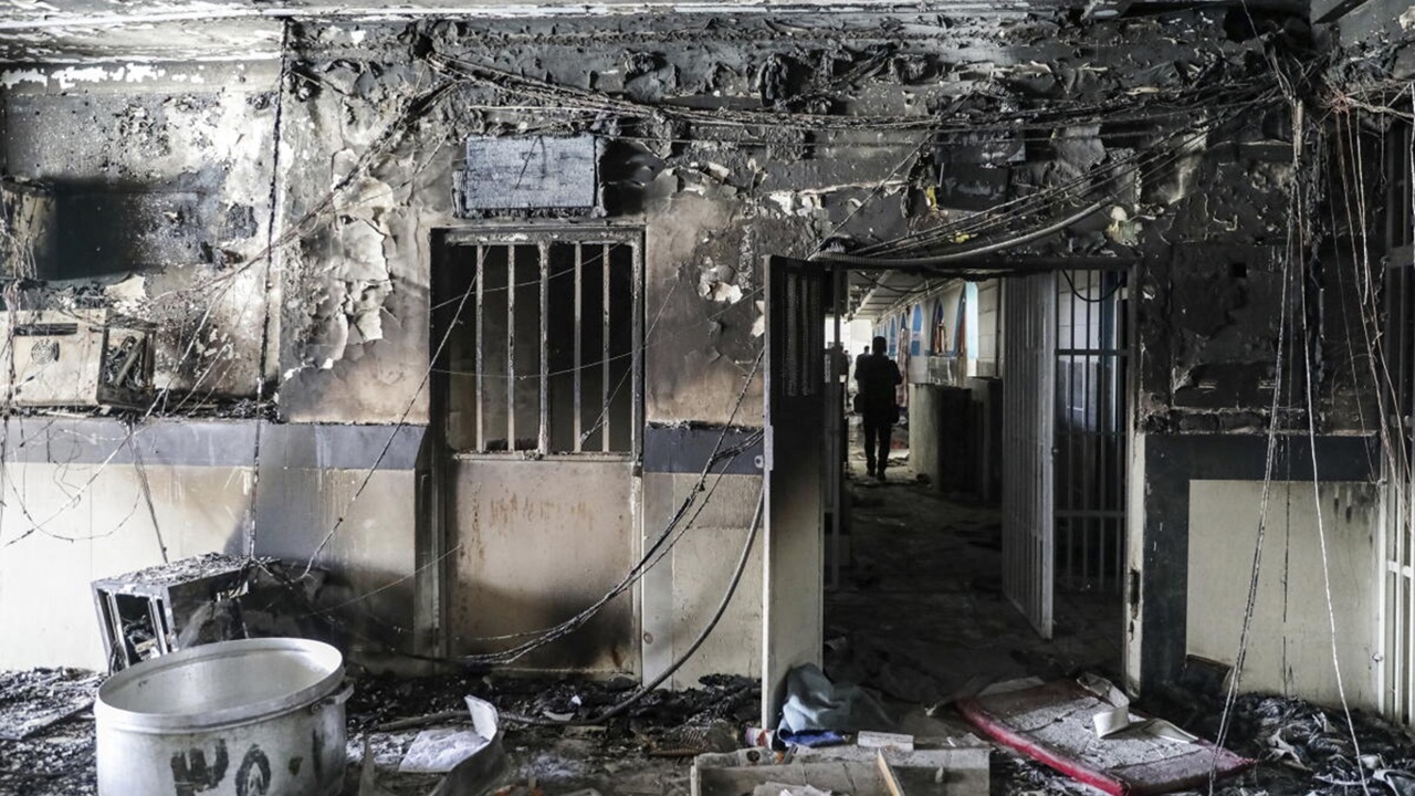 Ayn el-Arab Cezaevi’nde yangın: 7 ölü, onlarca yaralı