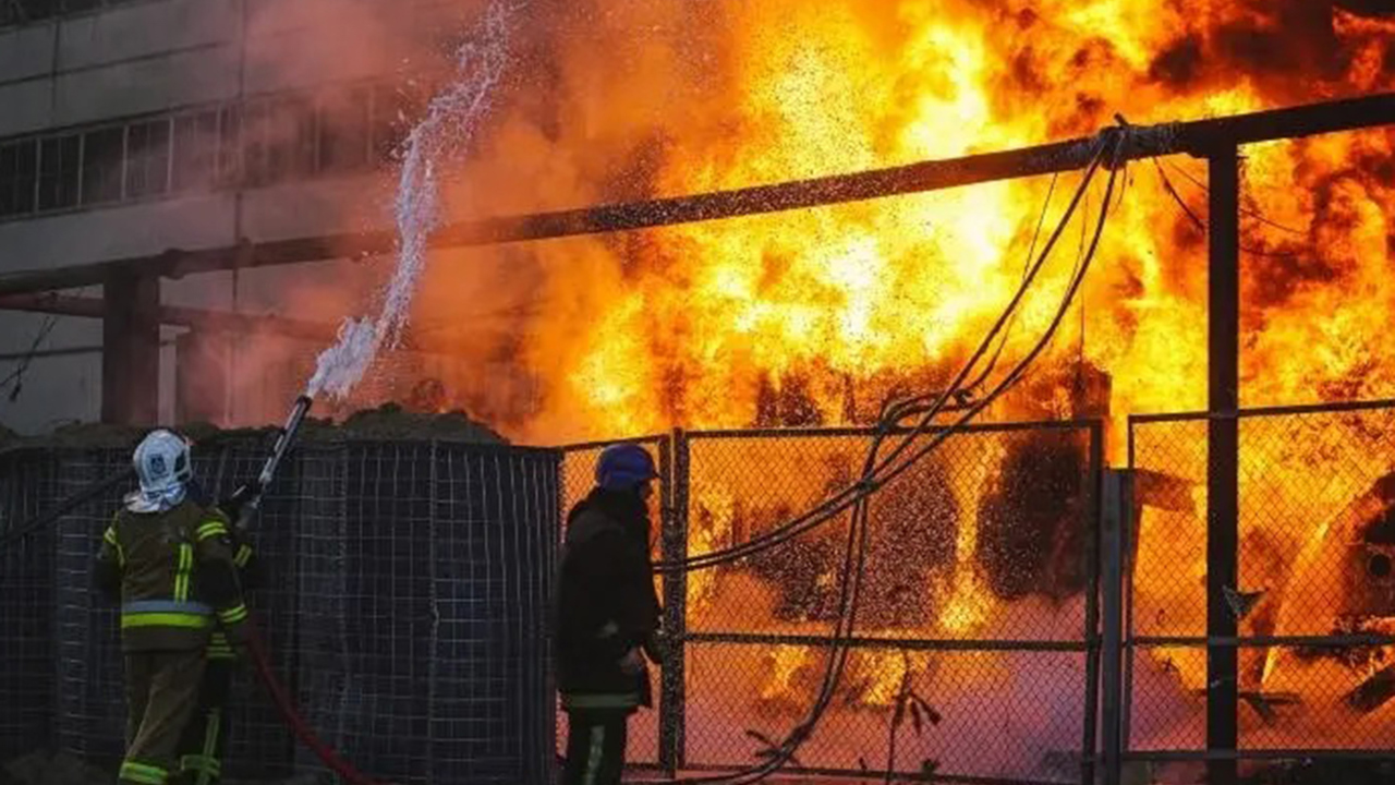 Rusya'dan Ukrayna'nın enerji ve demir yolu altyapı tesislerine saldırı