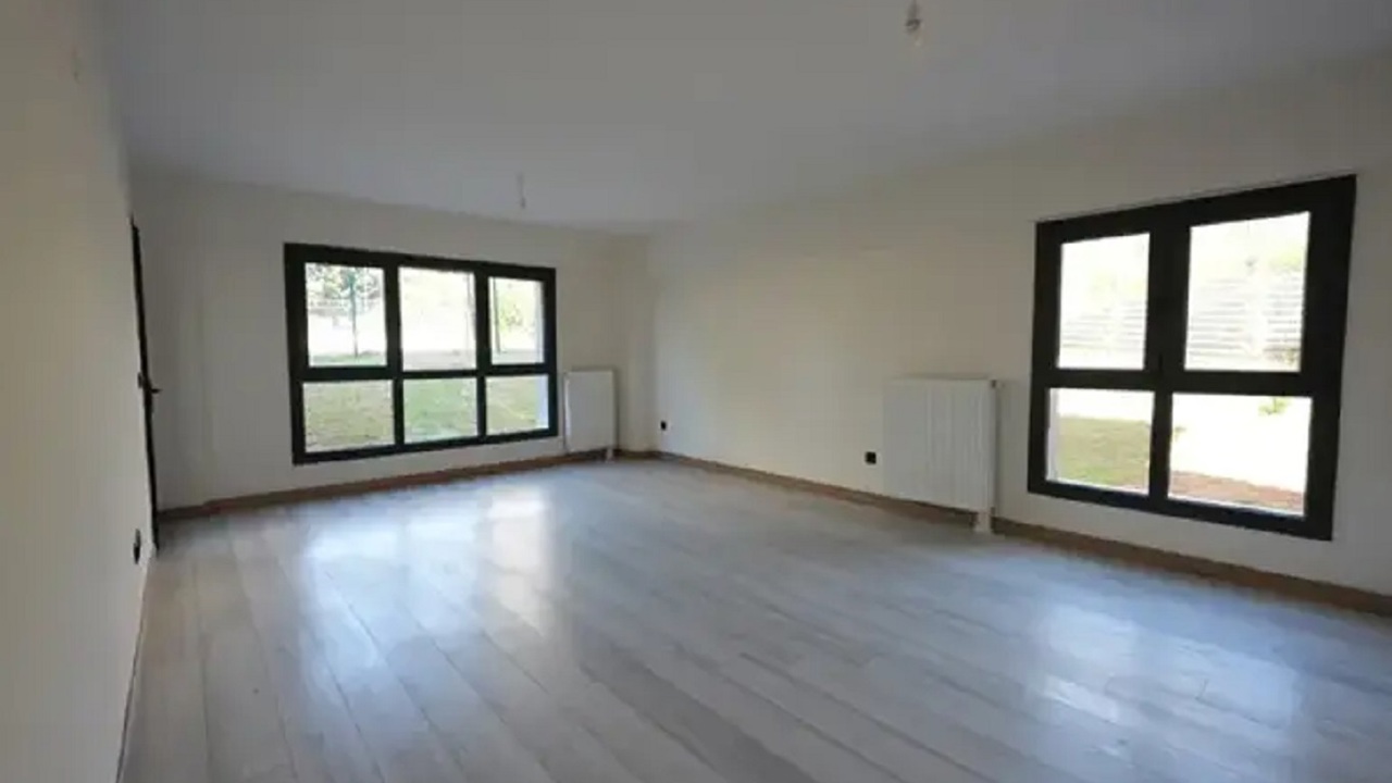 Bakan Kurum, kiralık sosyal konutların örnek dairelerini paylaştı