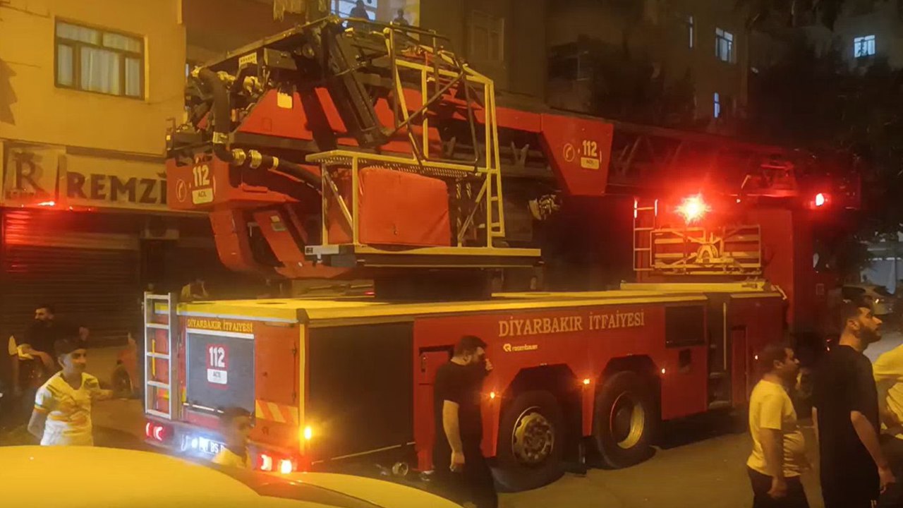 Diyarbakır'da korkutan yangın