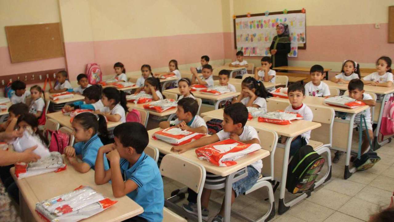 Ders zili bugün yeniden çalıyor