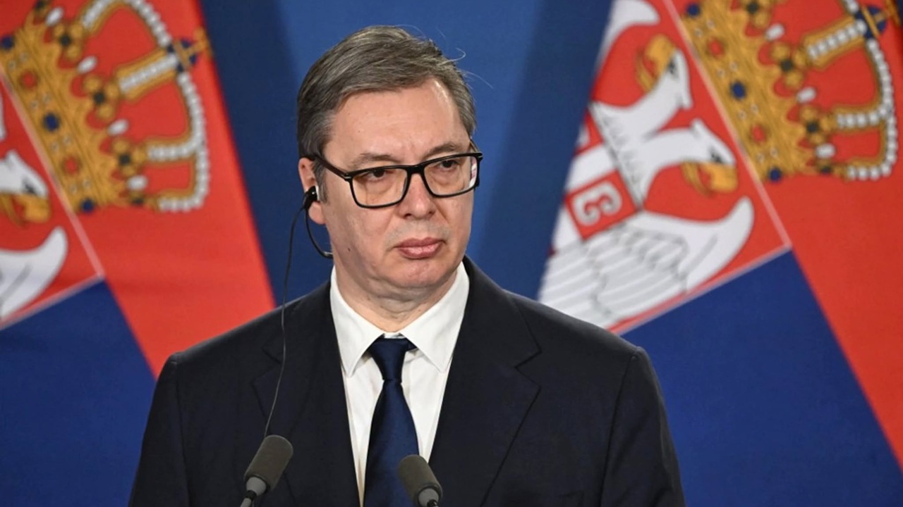Sırbistan’da Vucic istifa kararı 