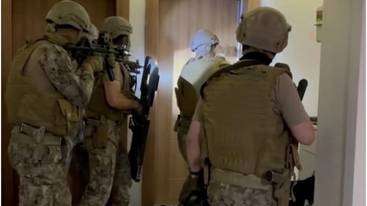 Muş merkezli 4 ilde bahis operasyonu: 2 milyar liralık para hareketliliği tespit edildi