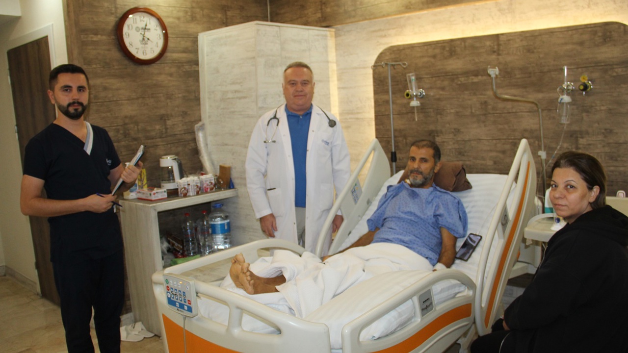 Kalp ve ana damarlara baskı yapan 5 kilogramlık kitle ameliyatla çıkarıldı