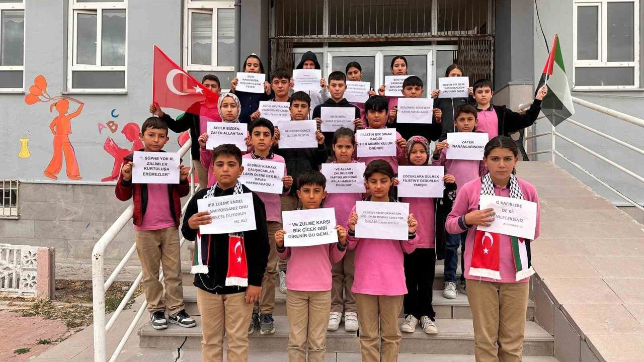 Karapınar’da küçük öğrencilerden Filistin için anlamlı etkinlik
