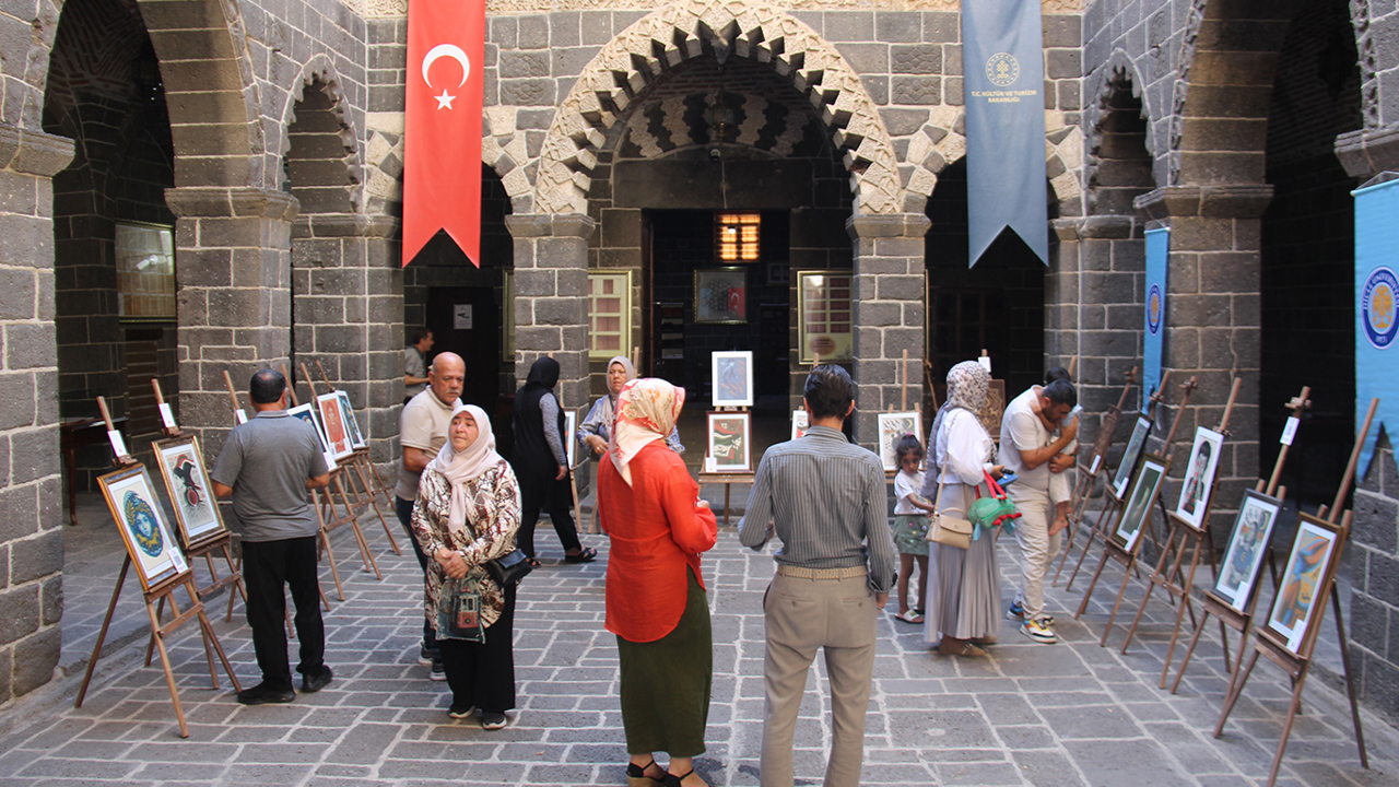 Diyarbakır'da Gazze'nin acısı ve direnişini anlatan sergi açıldı