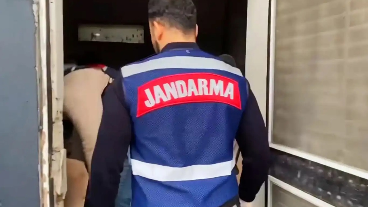 MİT'ten sendikalara yazılım hizmeti veren şirkete operasyon: 5 kişi gözaltında