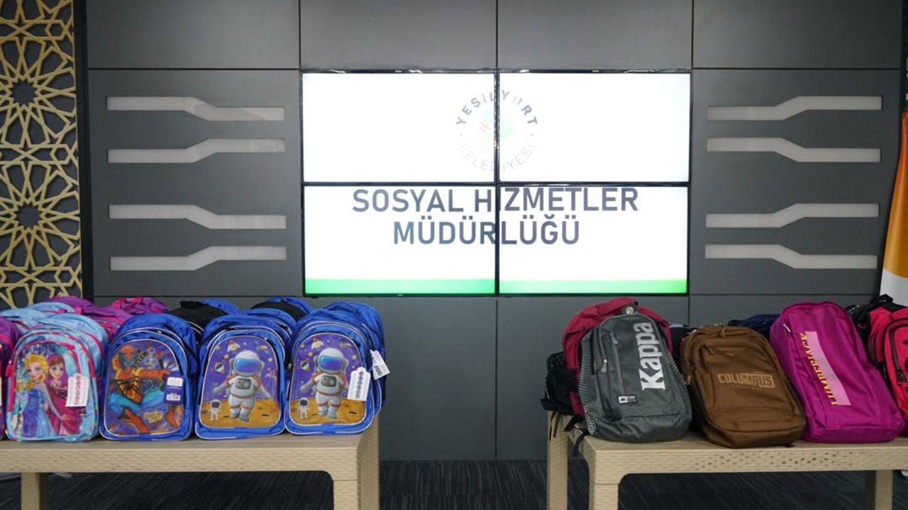 Malatya'da ihtiyaç sahibi öğrencilere kırtasiye desteği