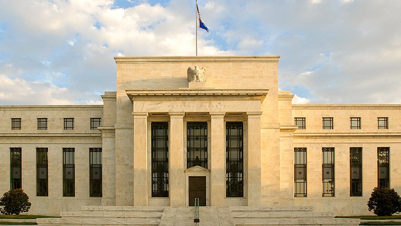 ABD Merkez Bankası, üç yıl sonra ilk kez temel faiz oranını artırdı