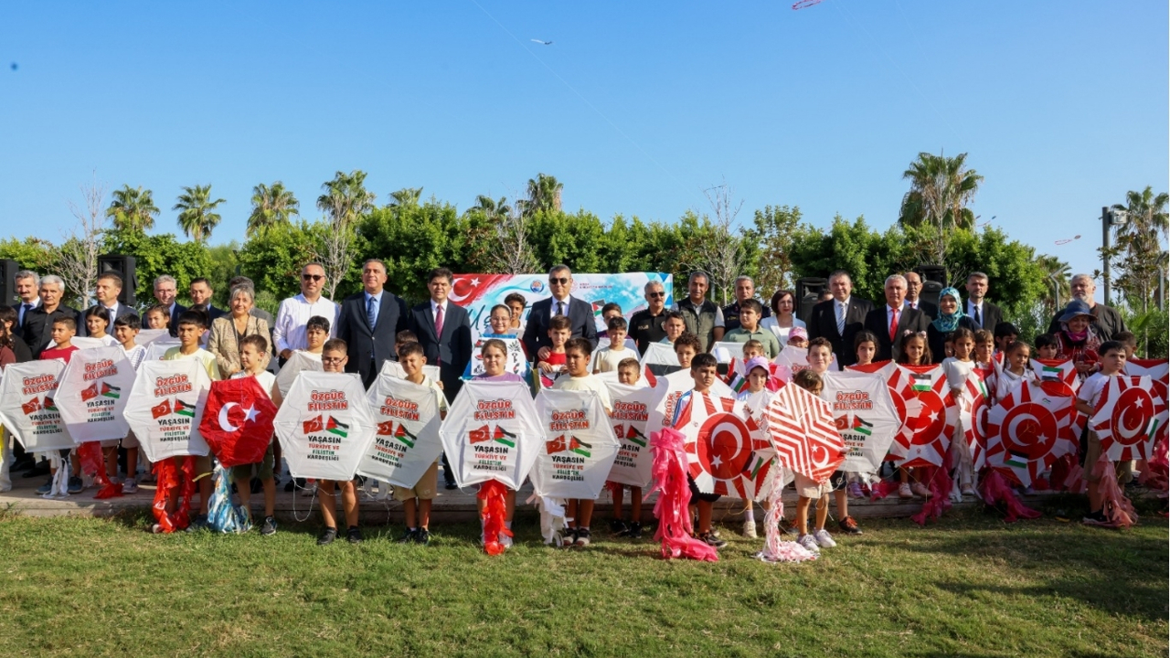 Mersin'de "Uçurtmalar Vurulmasın, Gökyüzü Çocuklara Kalsın" etkinliği düzenlendi