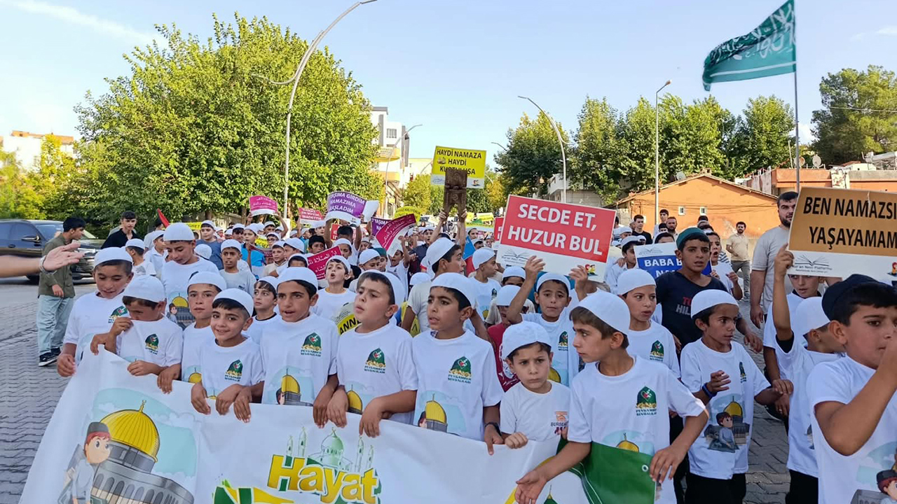 Çınar'da "Hayat Namazla Güzeldir" etkinliği düzenlendi