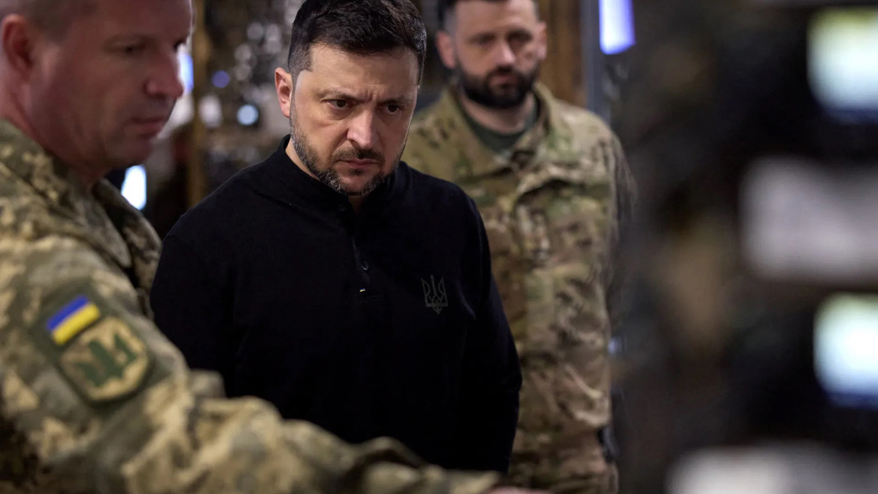 Zelensky: Rusya'ya yönelik yeni uzun menzilli operasyonları onayladım