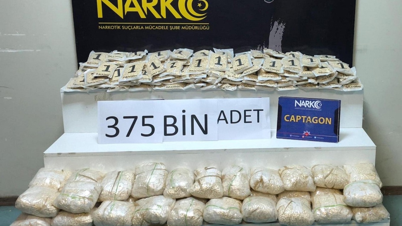 Adana’da 375 bin uyuşturucu hap ele geçirildi: 6 gözaltı